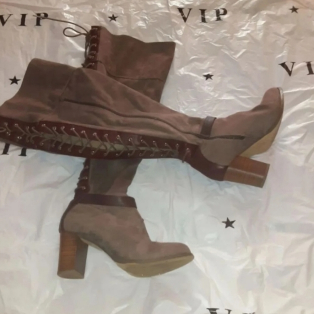 Taupe Merlot Lace Up boots.